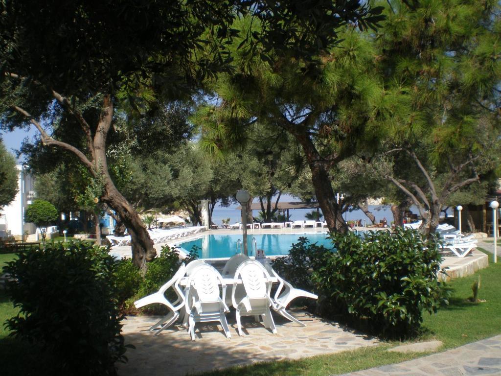 פוצ'ה Club Mackerel Holiday Village מראה חיצוני תמונה